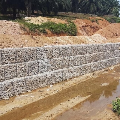 2.2 mm - 4.0 mm Diamètre du fil Galfan Gabion Avec 65% - 80% de surface ouverte