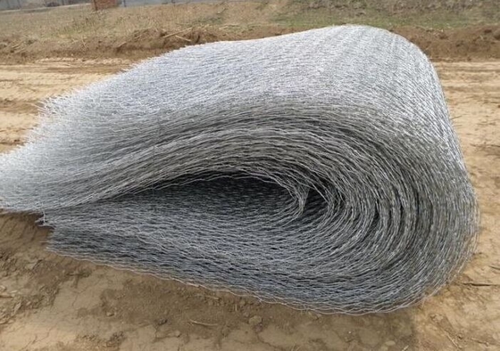 Résistance à la traction élevée 3,4 mm Galvanisée Gabion Maillage hexagonal pour la protection de la rive du fleuve