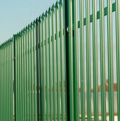 Palisade de sécurité de la piscine en plastique recouvert de fil de fer