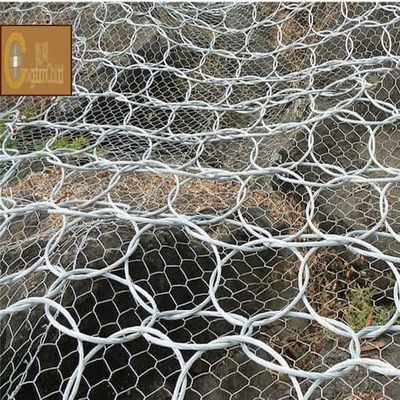 Fil galvanisé de 4 mm 10 * 5 m Maillage rond Réseau de barrière contre les chutes de roches