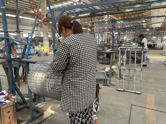 Fil barbelé galvanisé en acier résistant à la traction à faible teneur en carbone pour la protection du périmètre