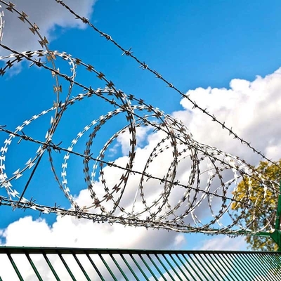 Fil de rasoir à traction Fil de fer à faible teneur en carbone pour clôtures de sécurité